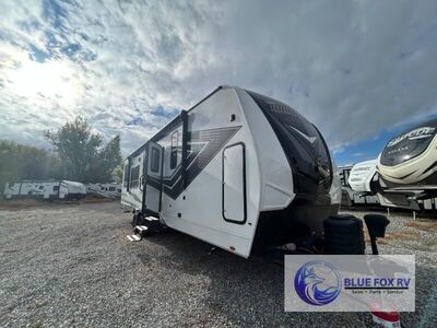 Used 2024 Grand Design Momentum G-Class 30G