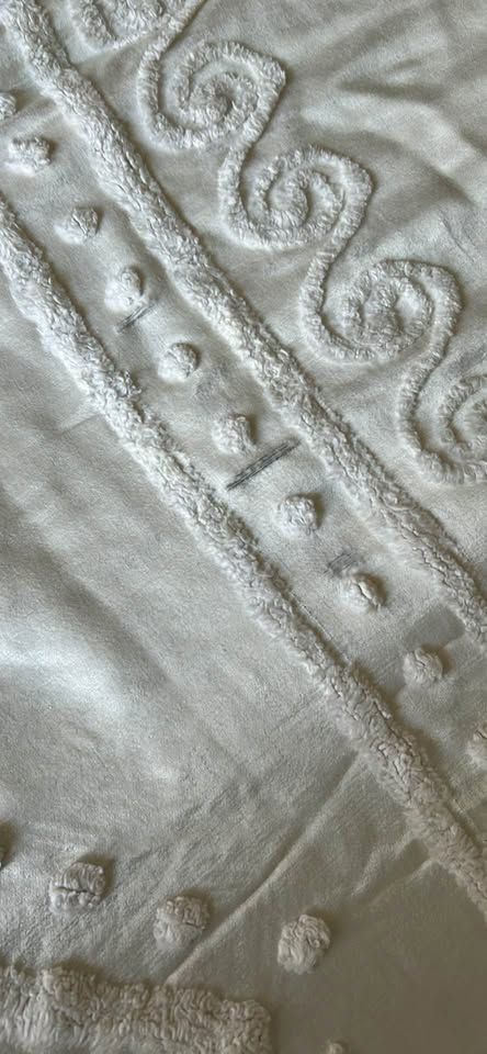 Vintage White Bedspread Excellent Condition