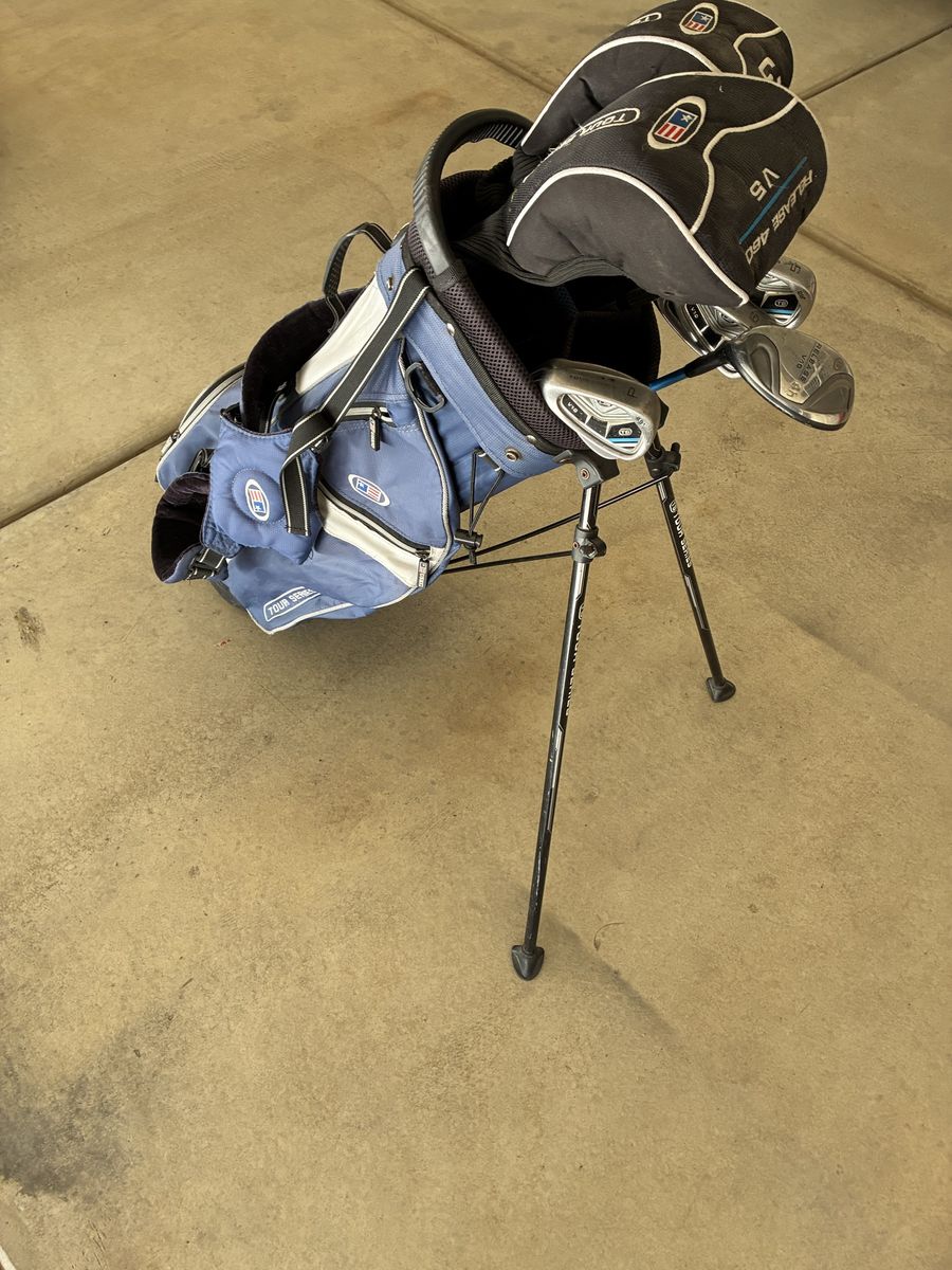 Left handed - Junior Golf Club Set
