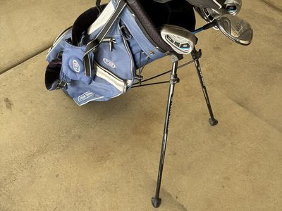 Left handed - Junior Golf Club Set
