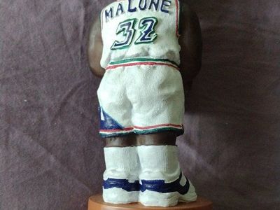 Karl Malone #32 Utah Jazz NBA Bobblehead Figurine