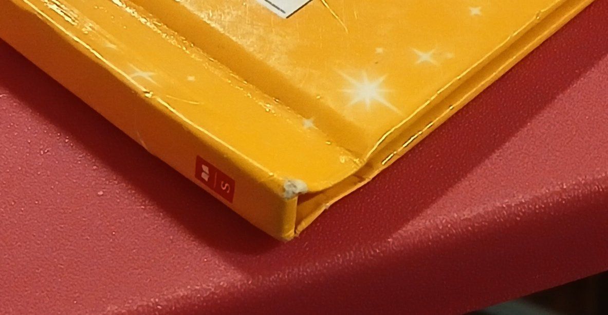 Main image 7