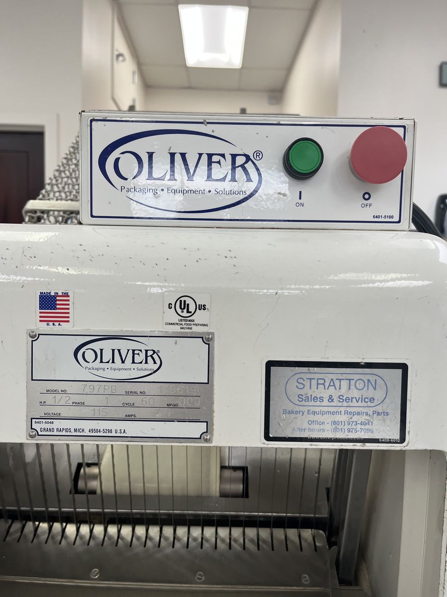 Oliver Commercial Bread Slicer