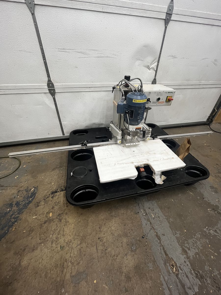 Omal Insert C hinge boring machine