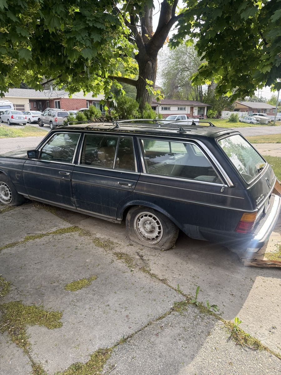 1983 MERCEDES 300TD FOR SALE