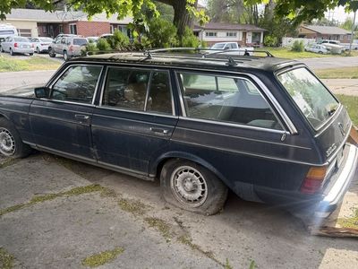 1983 MERCEDES 300TD FOR SALE