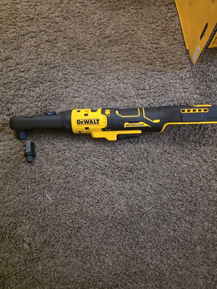 New DEWALT 20V MAX XR Cordless 3/8 in. to 1/2 in. Ratchet (Tool-Only)