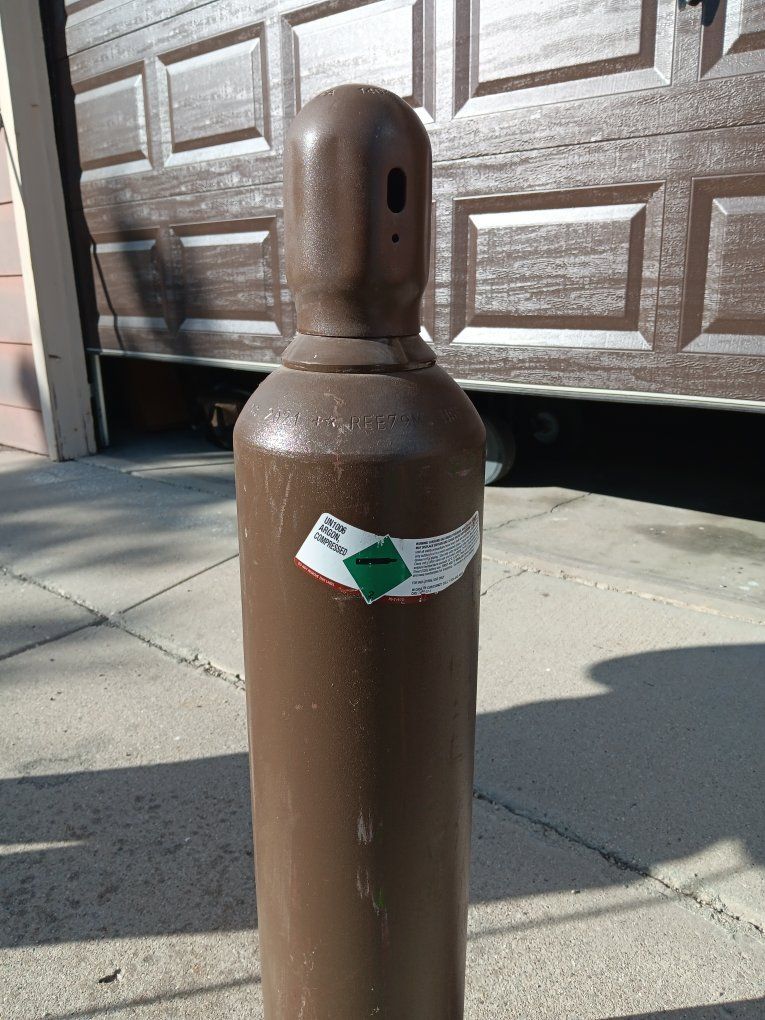 FULL  argon welding tank 