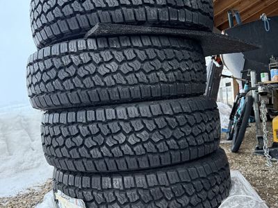 4 Milestar Patagonia AtR 245/70R17