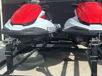 2021 Jetskis& trailer