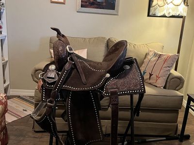 Josh Andrews light weight saddle