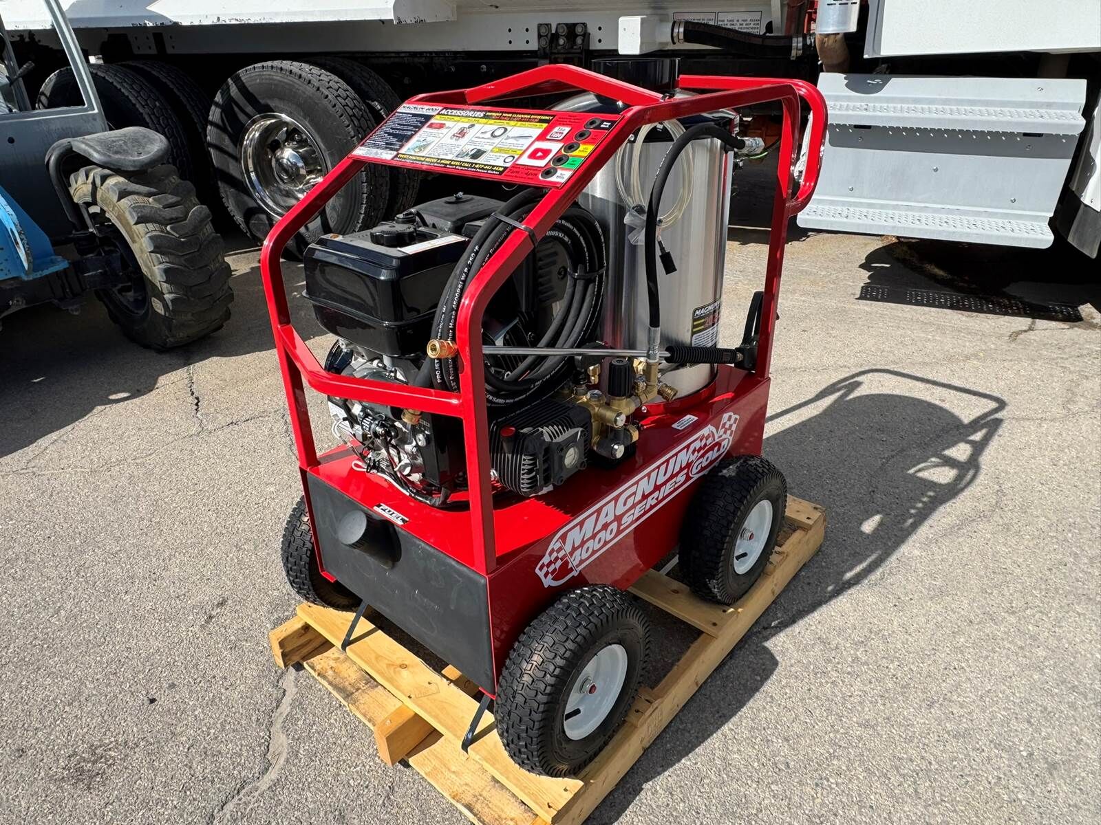 NEW Pressure Washer 2025 Easy Kleen Magnum Gold 4,000 PSI Hot Water