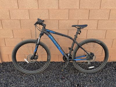Specialized Pitch Mountain Bike Black/Blue Disc Brakes Hardtail