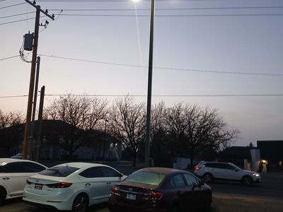 Industrial Outdoor Light Poles with Light Fixtures
