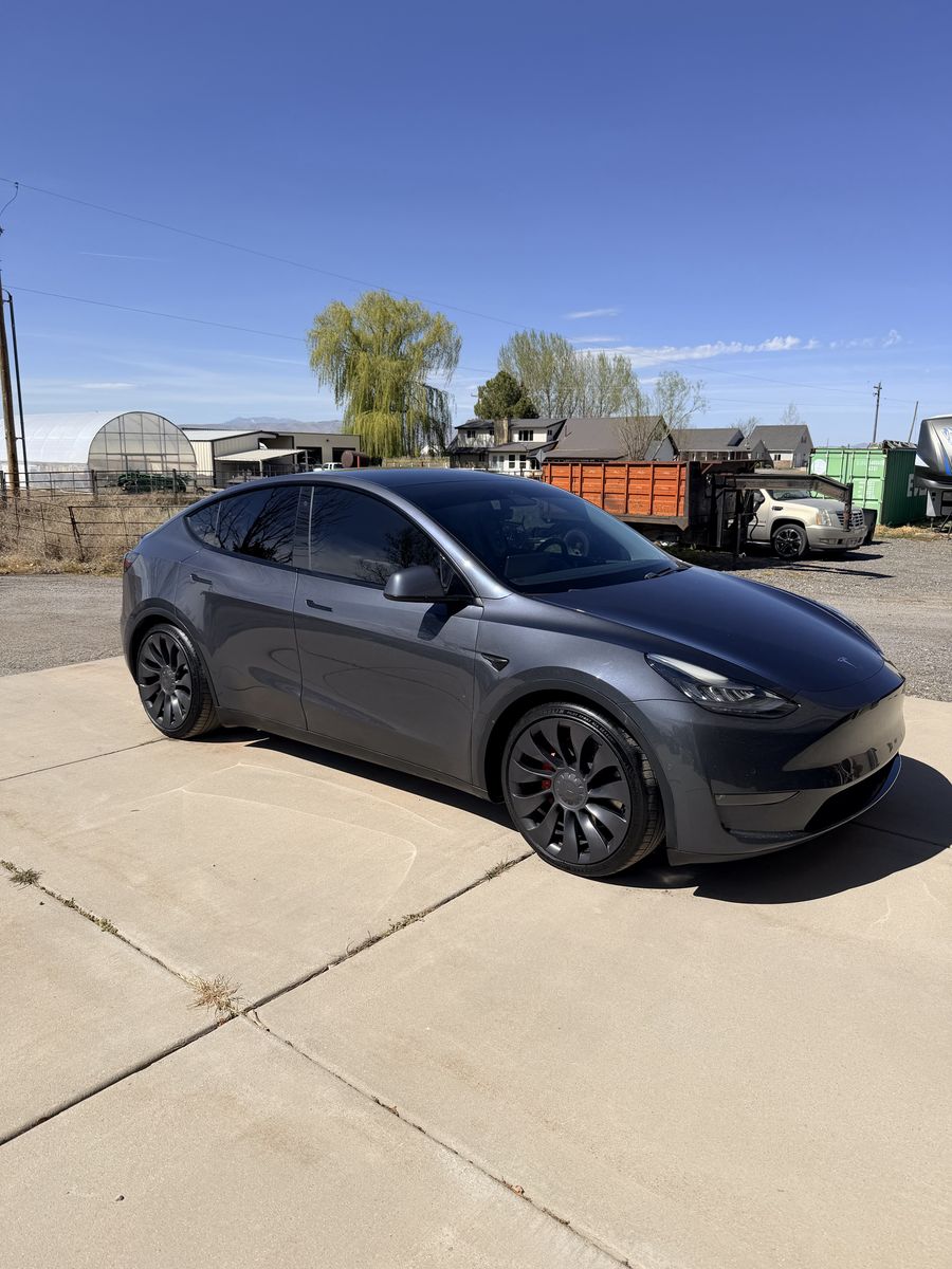 2020 Tesla Model Y Performance