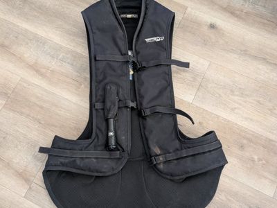 XL Helite Turtle Motorcycle Airbag Armored Vest