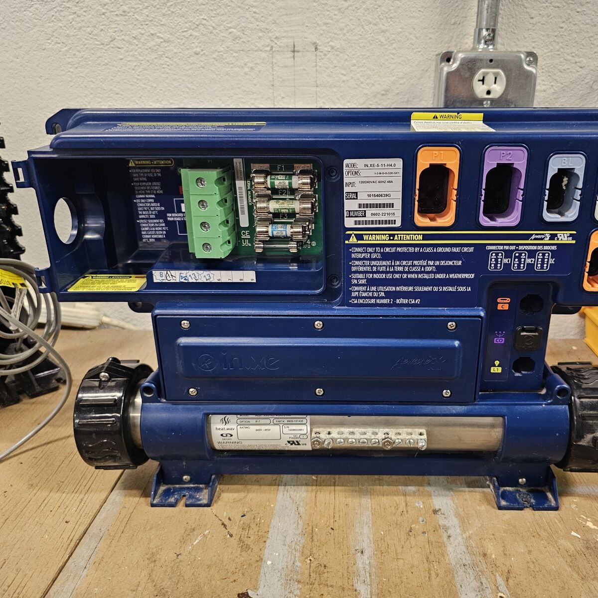 Used Gecko Spa Pack in. xe-5-11-h4