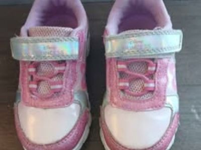 Disney Princess Light-Up Shoes — Kids Size 7 — $10*
