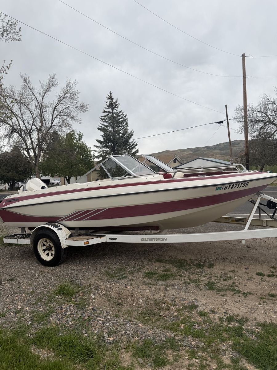 1988 Glastron SV-172
