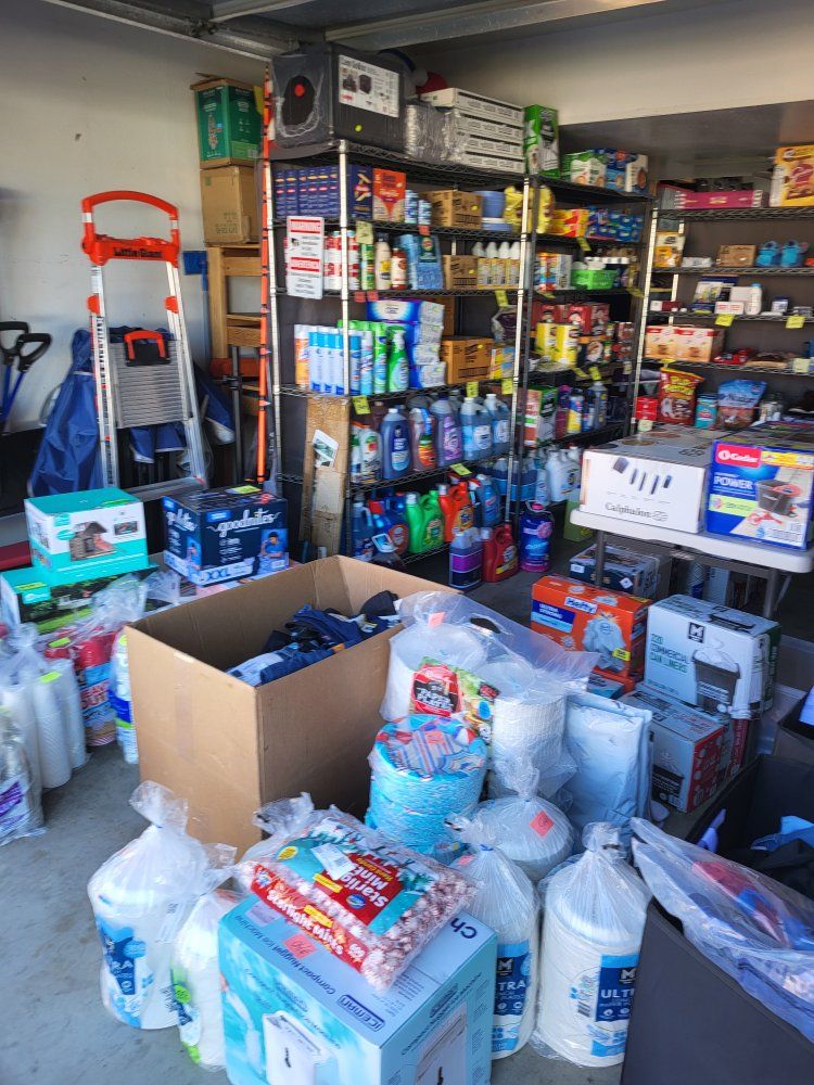 Huge Roy Ut Garage Sale Friday June 5th 8am til 2pm ***