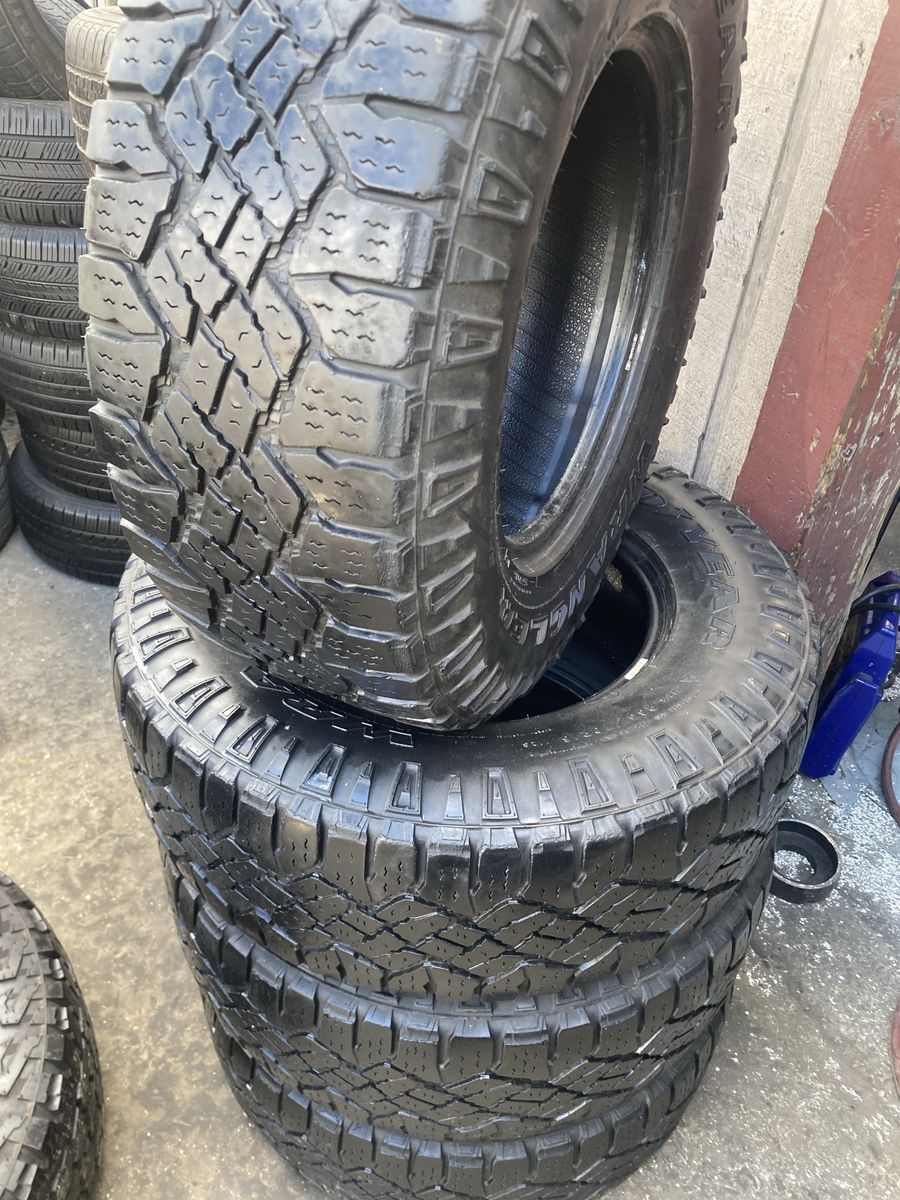 FULL SET GOODYEAR P265-70-16 WRANGLER  GOOD CONDIT