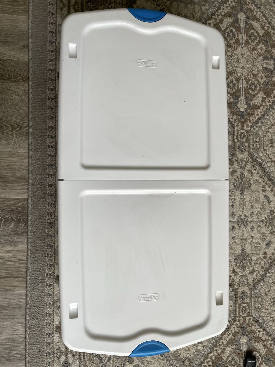 39 inch lids folds in half sterlite shoe bin storage container