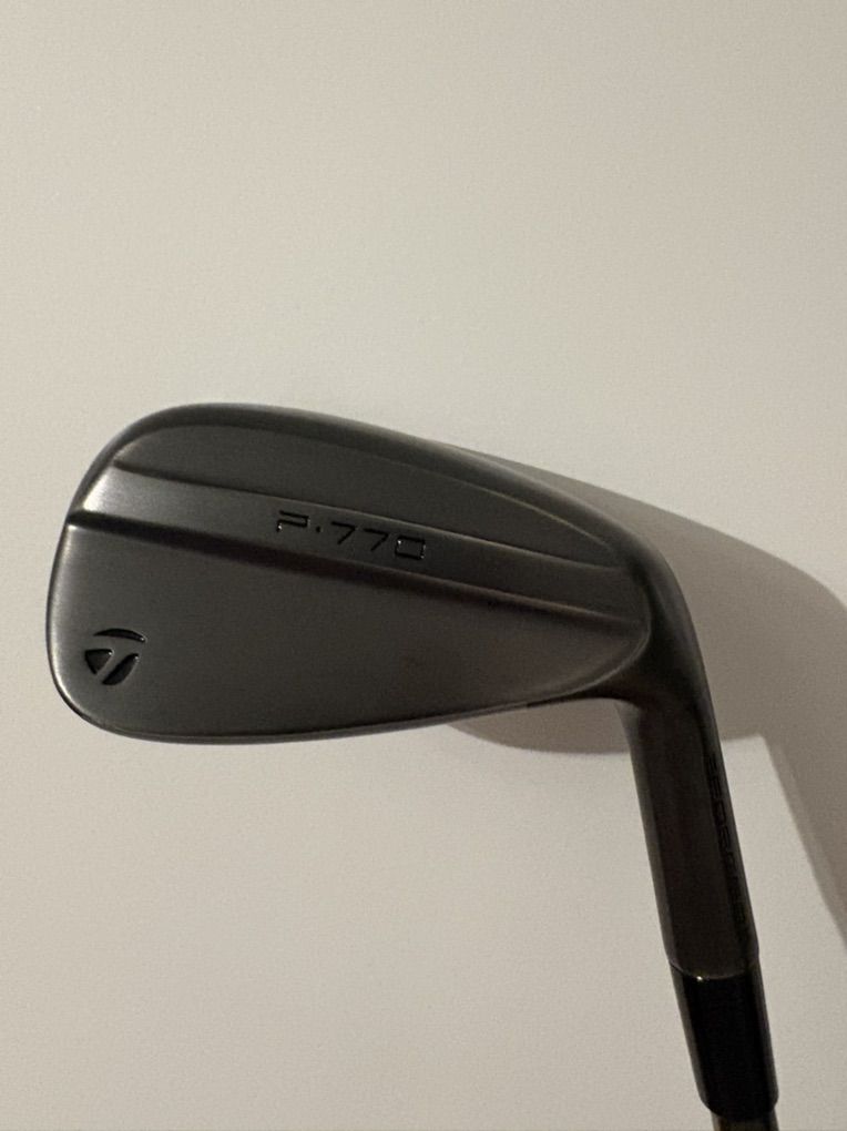 Taylormade Irons (Black)