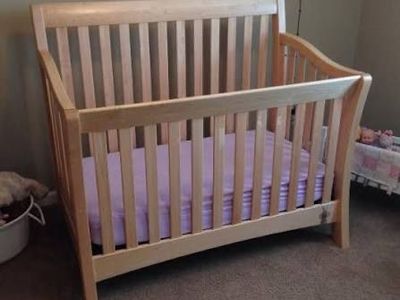 Convertible Wooden Baby Crib - Excellent Condition