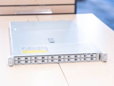Cisco C220 M5 Server | 16 CPU Cores, 16GB RAM, 10G and 40G Networking | NO DRIVE TRAYS