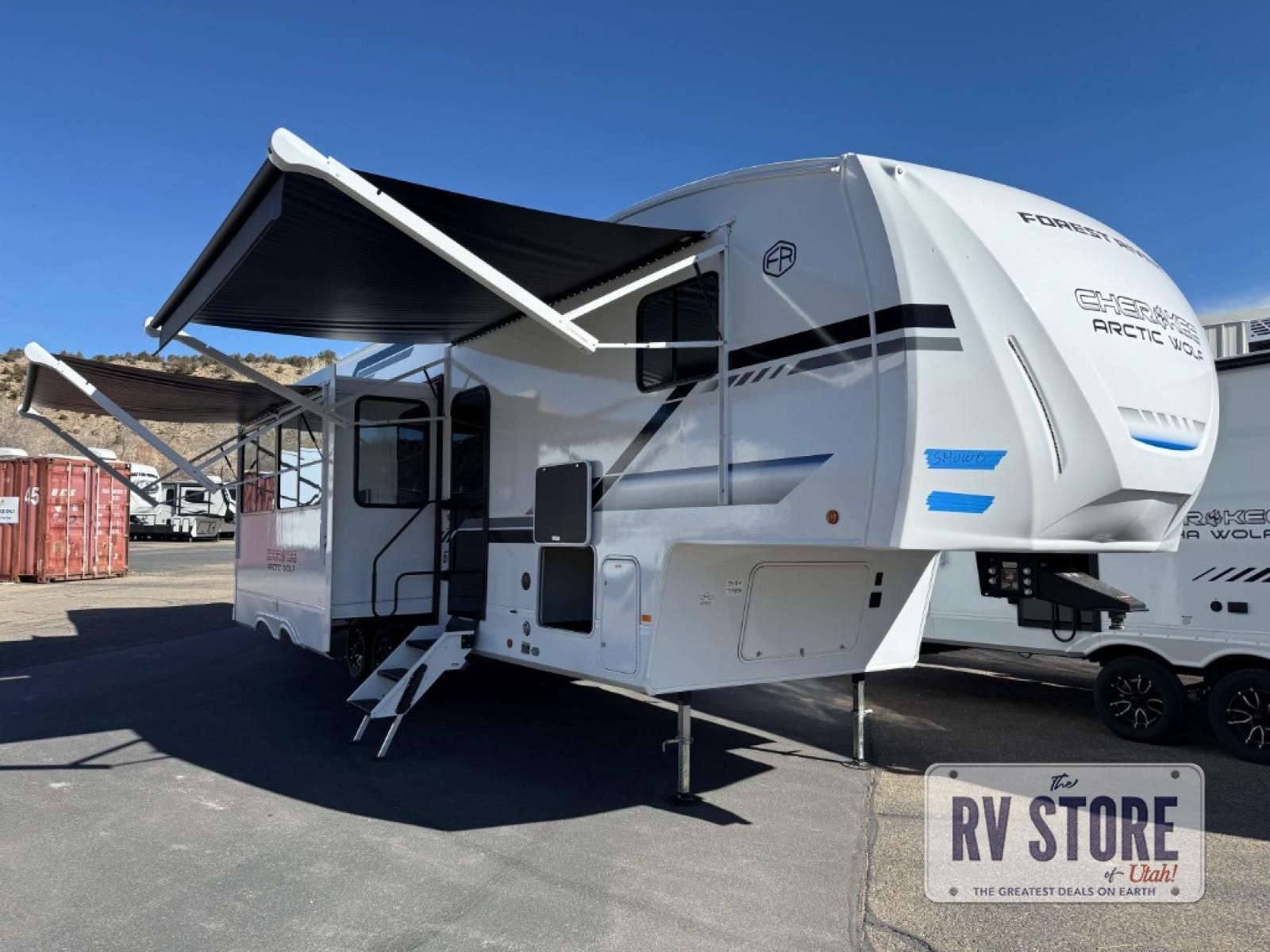 2026 Forest River RV Cherokee Arctic Wolf 331BH 5TH WHEEL BUNK BUNKHOUSE CHEROKEE ARCTIC WOLF