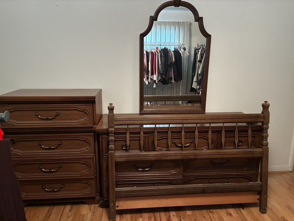 Bedroom Set Queen