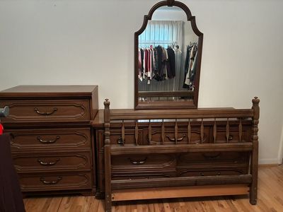 Bedroom Set Queen