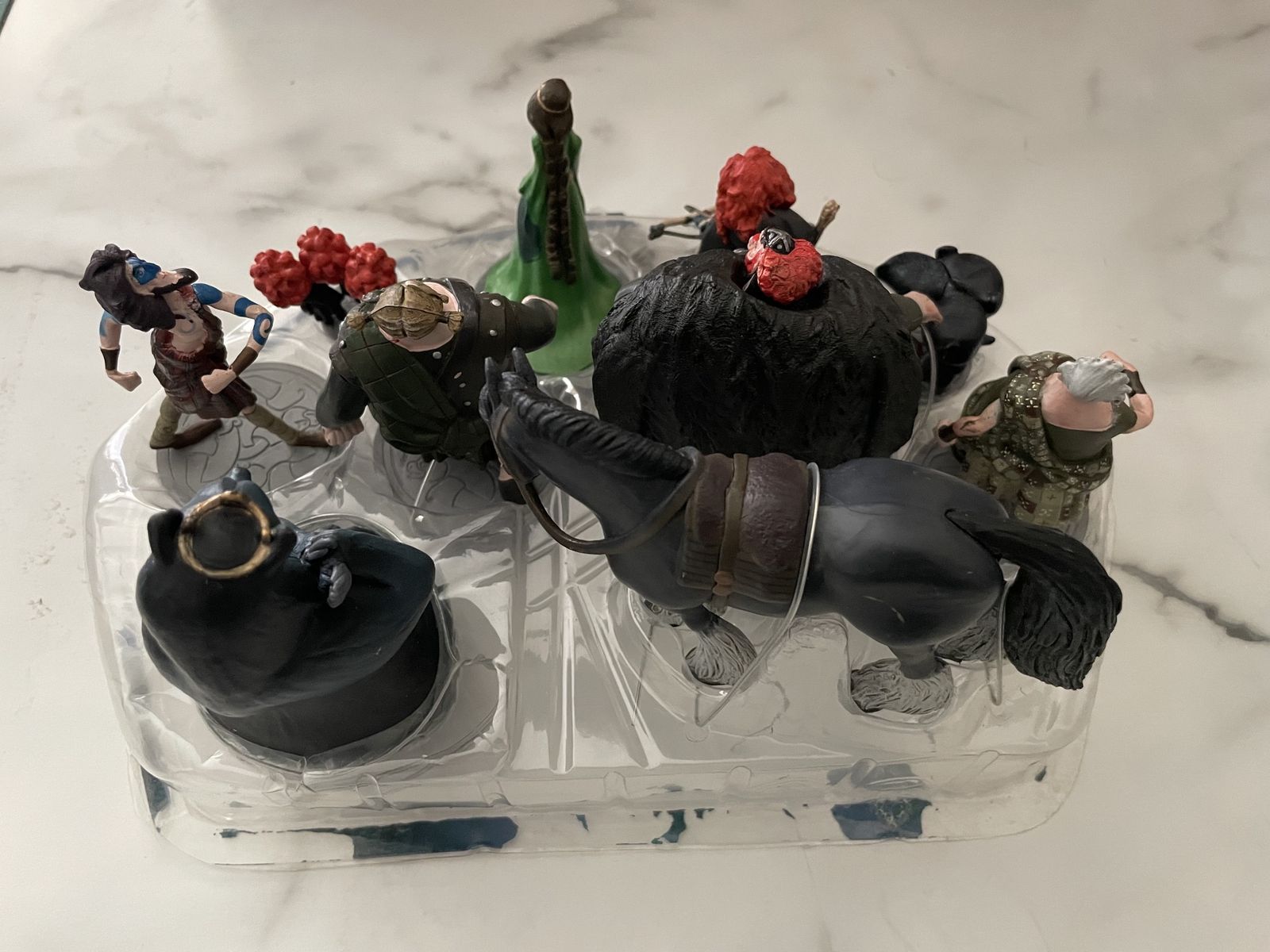 Main image 4