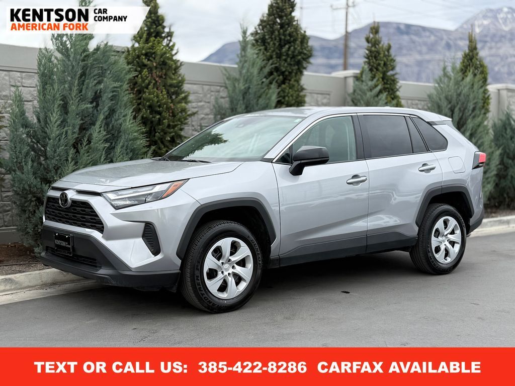 2025 Toyota RAV4 LE