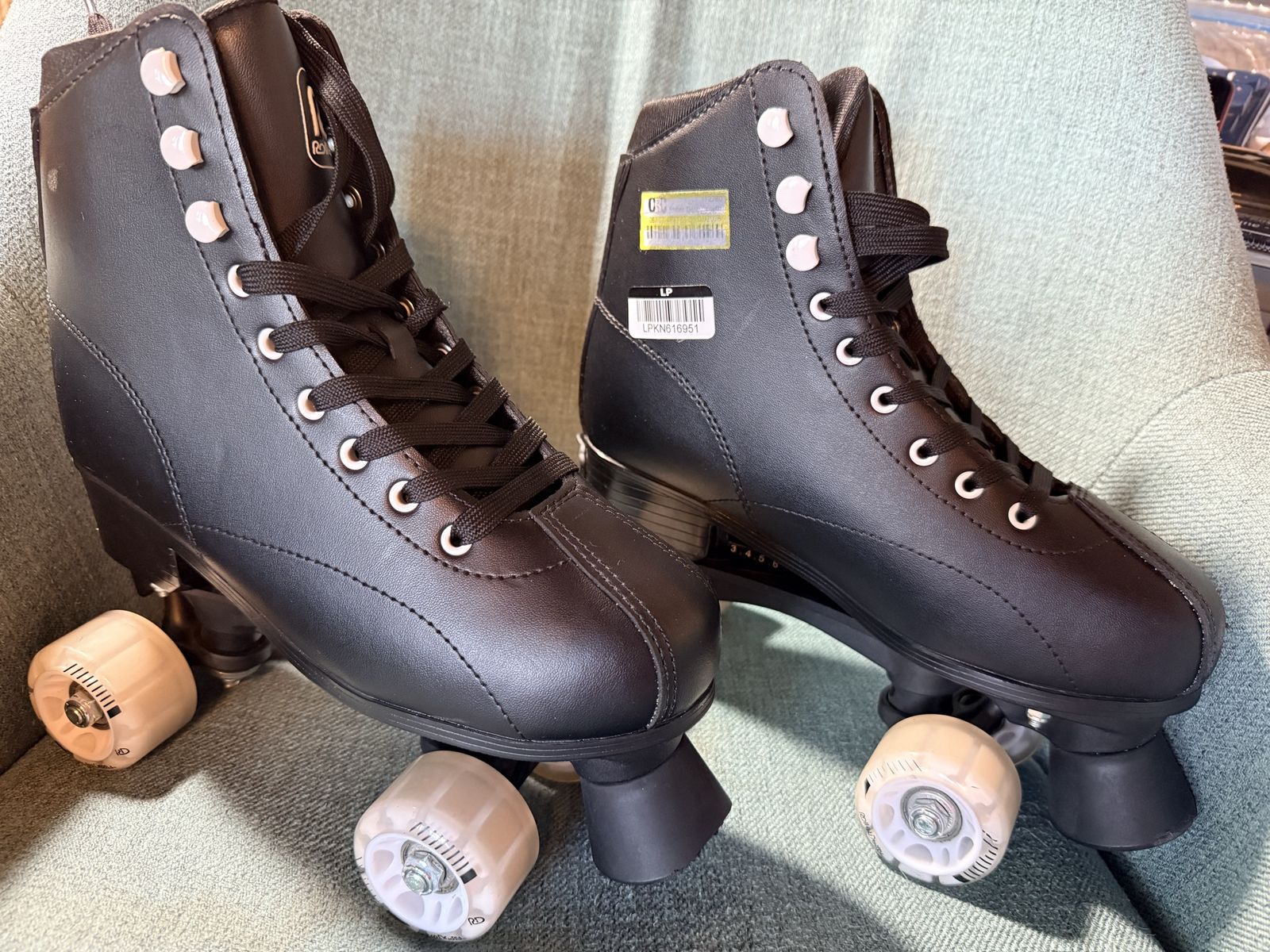 Roller Derby quad skated size 3-6 youth/womens