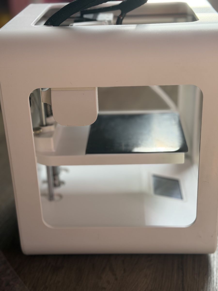 Main image 7