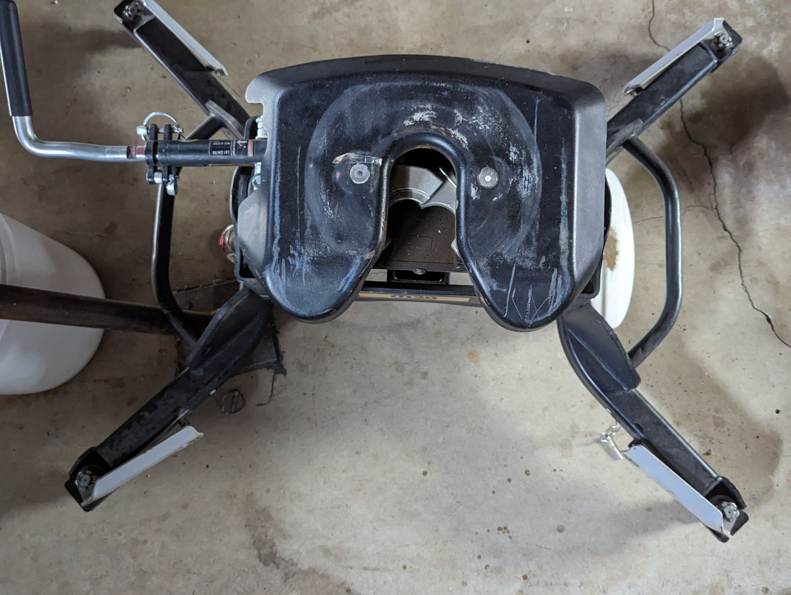 Ram Fifth wheel Hitch
