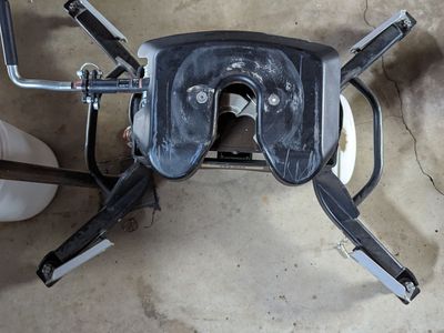 Ram Fifth wheel Hitch