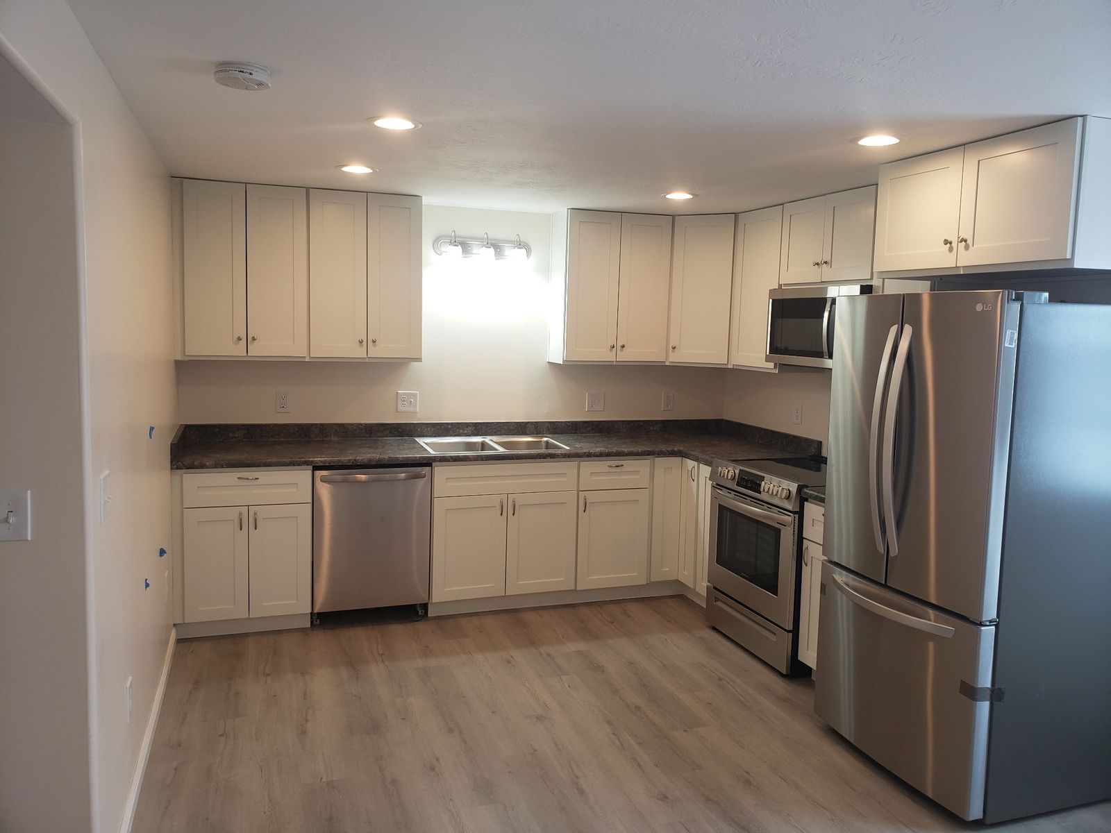 2 Bedroom Basement Apartment in Herriman neighborhood 