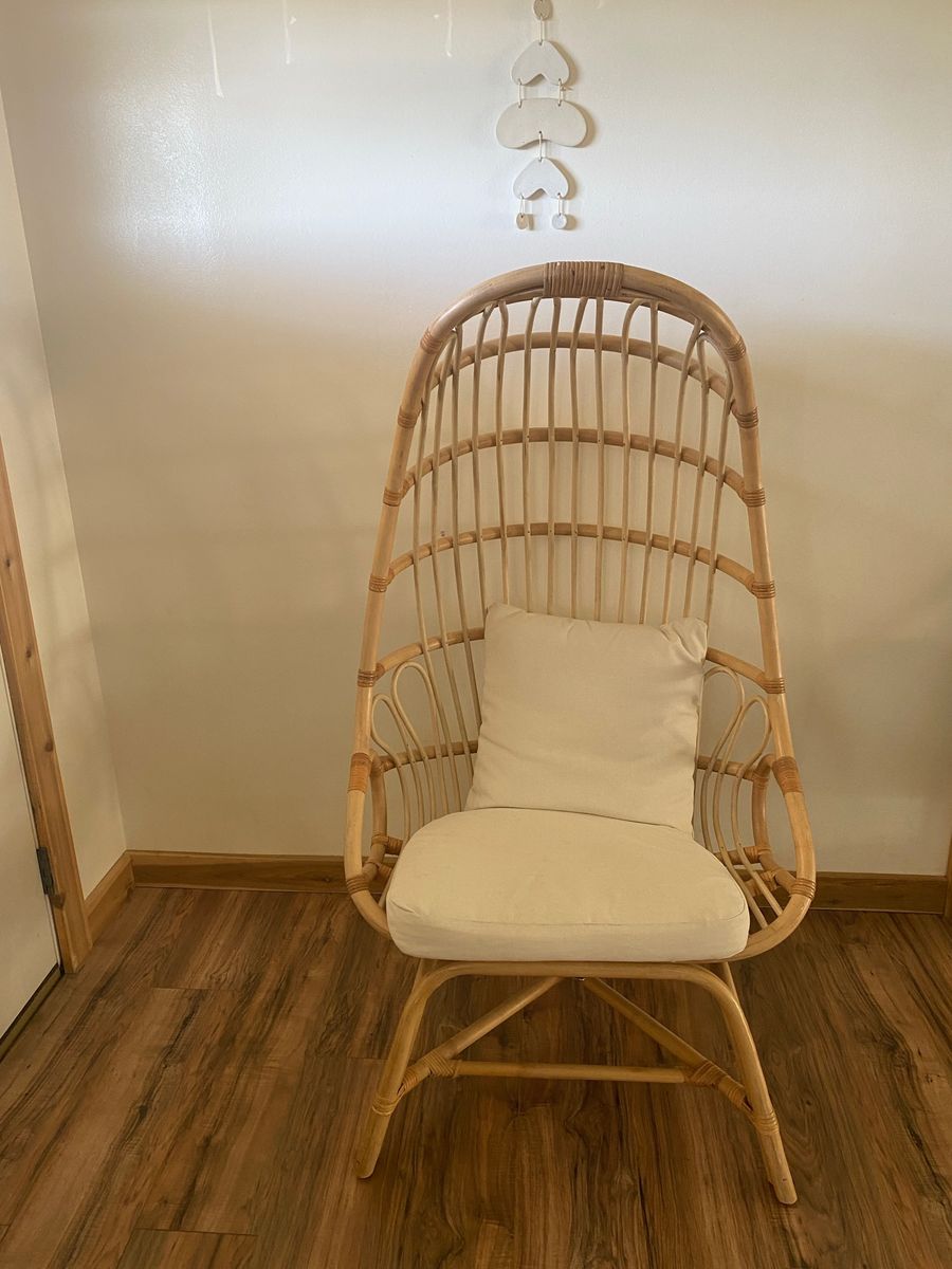Cute rattan chair $75
