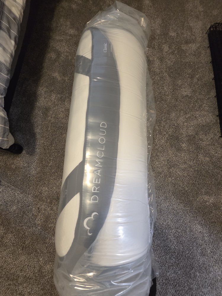 Brand New DreamCloud 12" Twin Mattress (Luxury Gel Memory Foam/Hybrid)