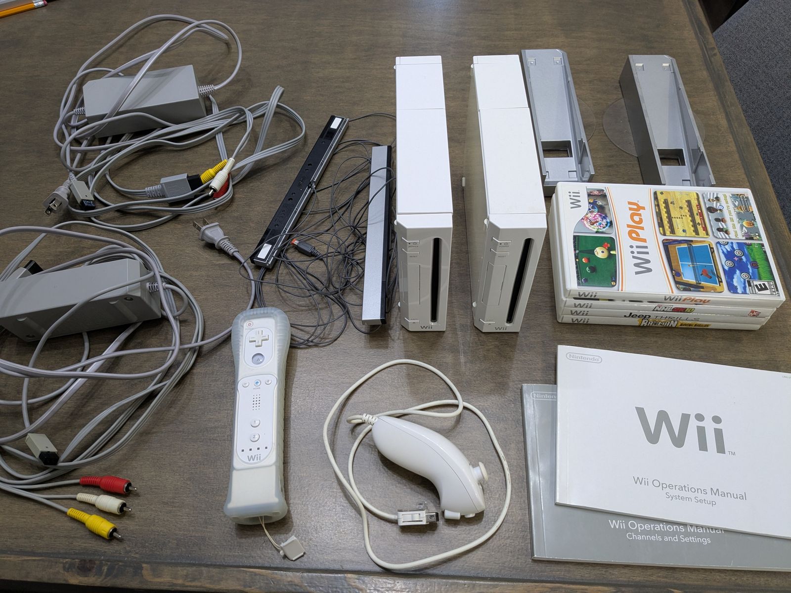 Nintendo Wii Console and Games