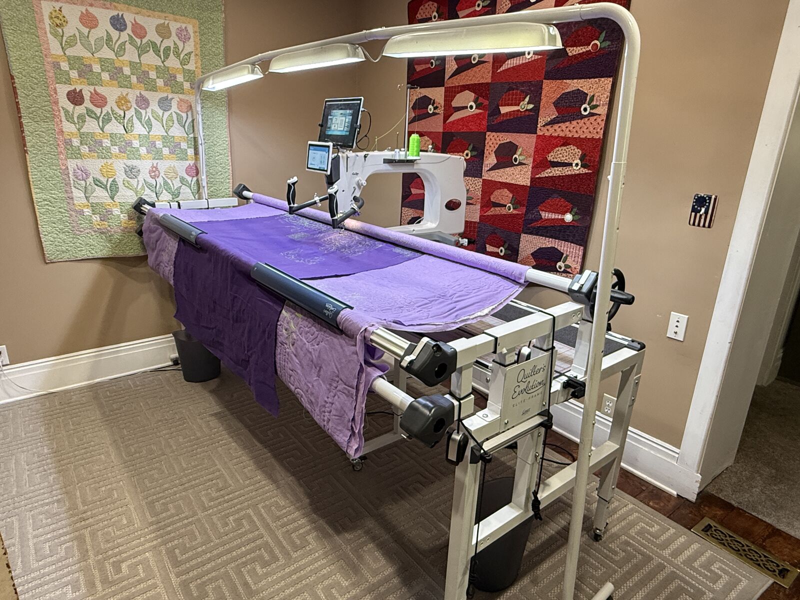 Grace Machines 21X Elite long-arm Quilting Machine and 12' Frame , QCT6 Pro Automation