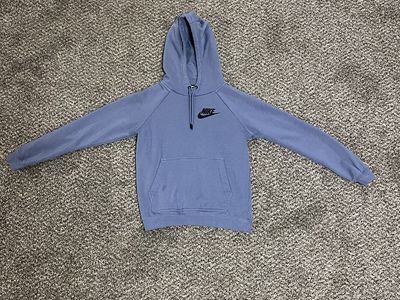Women’s Nike Sweatshirt, XS