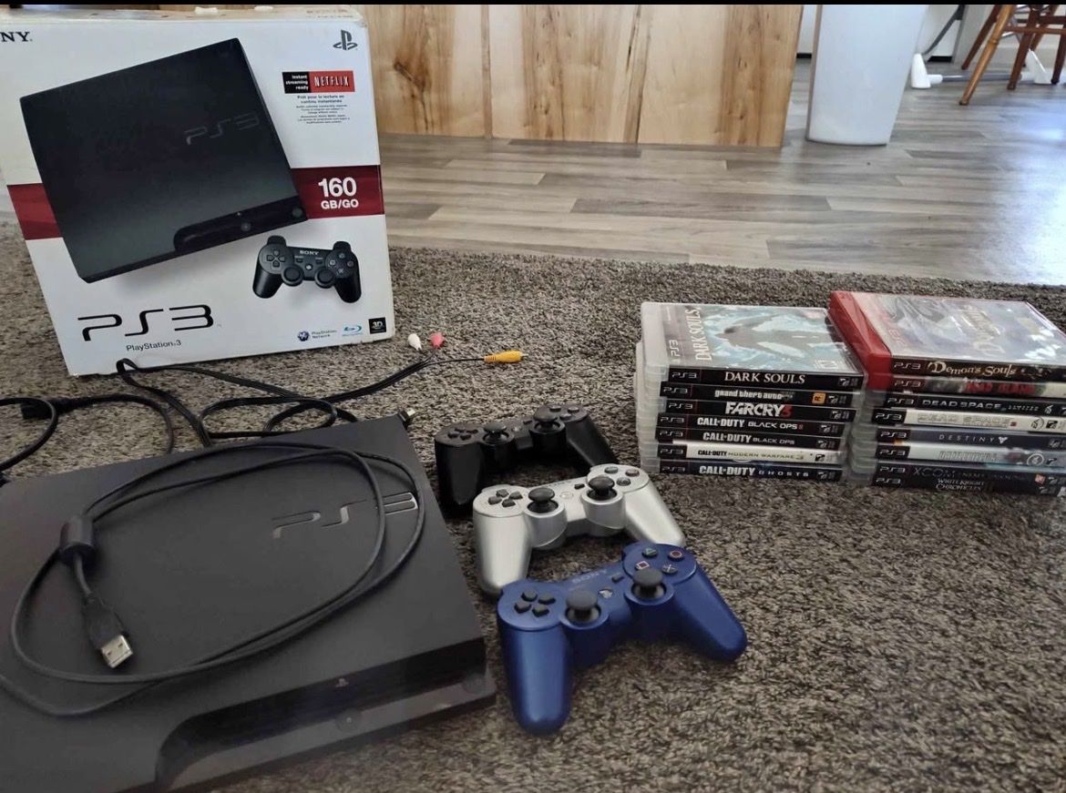 PlayStation 3 Bundle – Excellent Condition – Includes 14 Games & Controllers