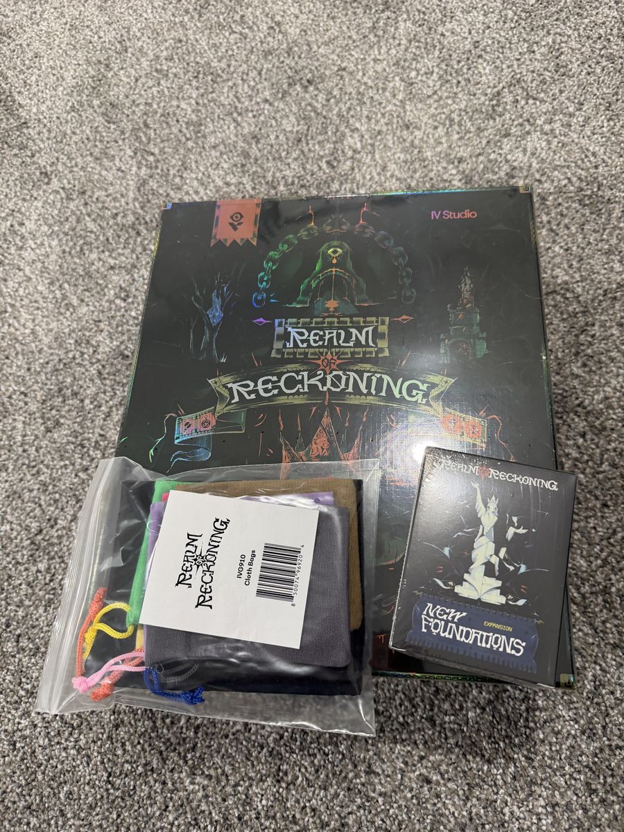 Realm of Reckoning+New Frontiers and cloth bags