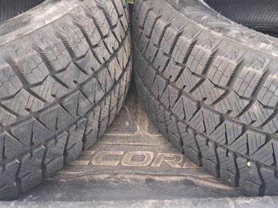 215 55 17 blizzack pair