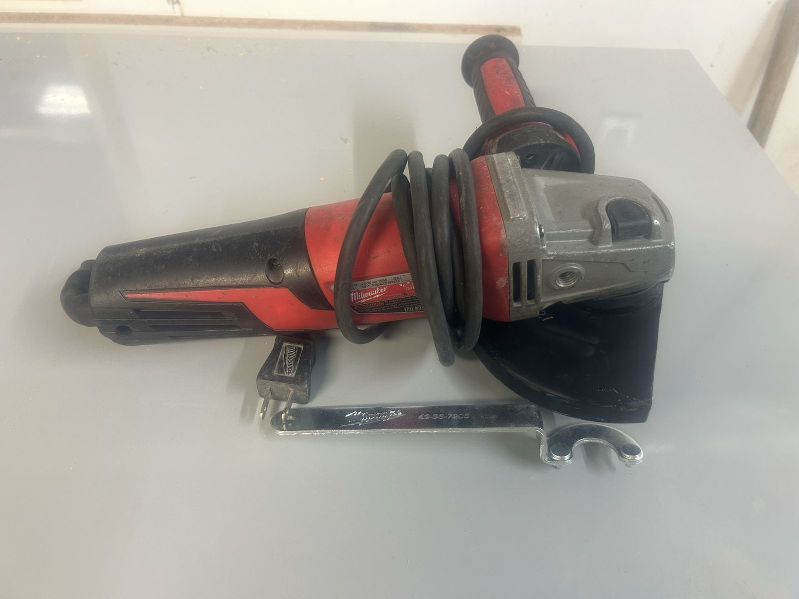 Milwaukee 6161-33  grinder