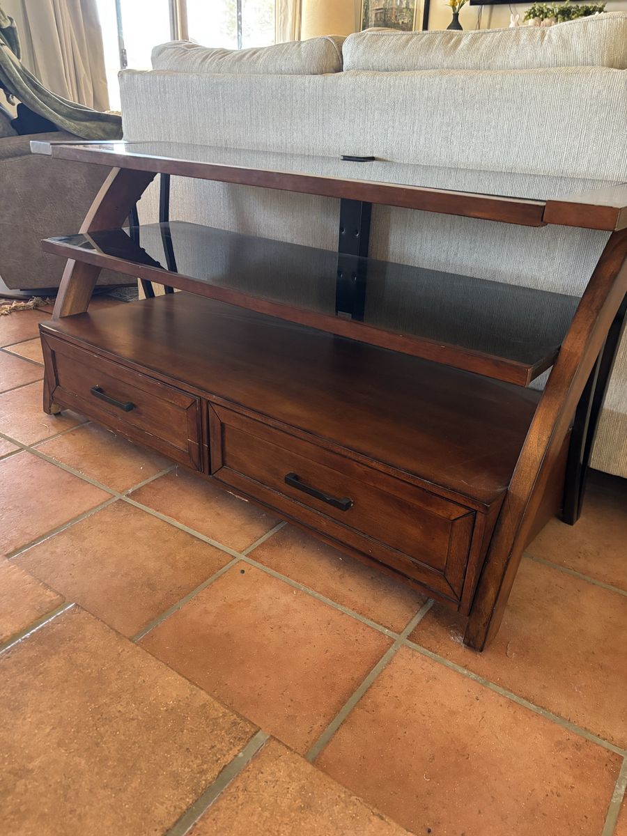 Solid Wood TV/entertainment Condole Table