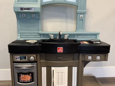 Step 2 Best Chefs Kitchen Playset